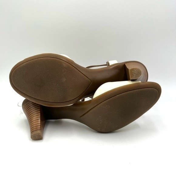 Tahari Women's Betsy Brown Cream Leather T-Strap Open Toe Sandals Heels Shoes 9 - Picture 11 of 13